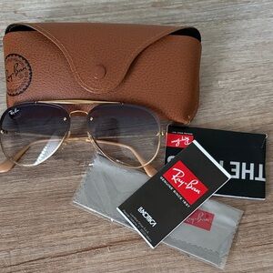Ray-Ban Gold Frame Sunglasses with Brown Case